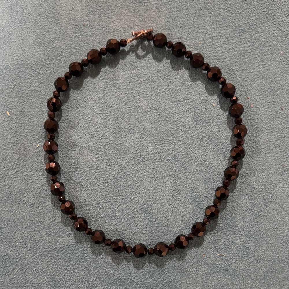 Elegant Black crystal necklace